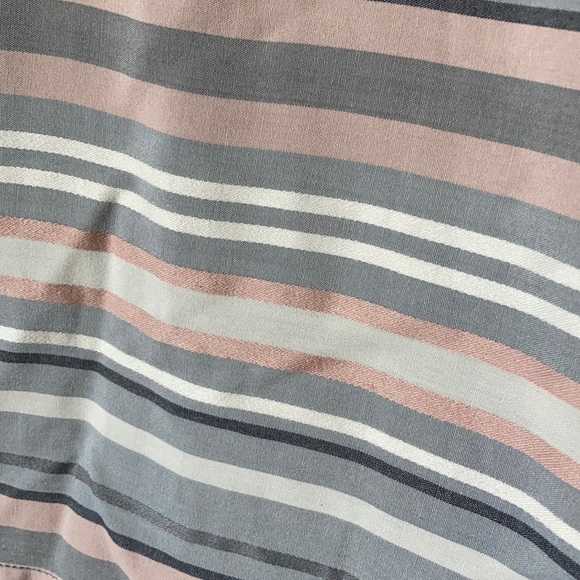 🤍Lou&Grey Oversized Blouse - Picture 2 of 6